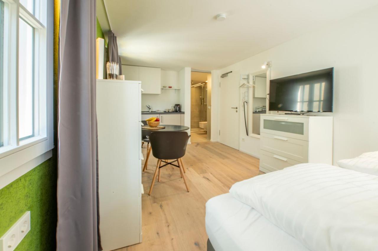 Gaestehaus Am Schlossplatz, Z. 4 Meersburg Esterno foto